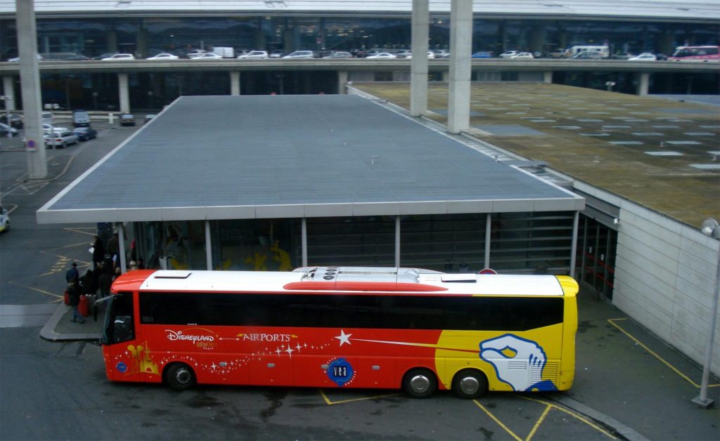Трансферы из аэропорта Парижа в Диснейленд автобусом
