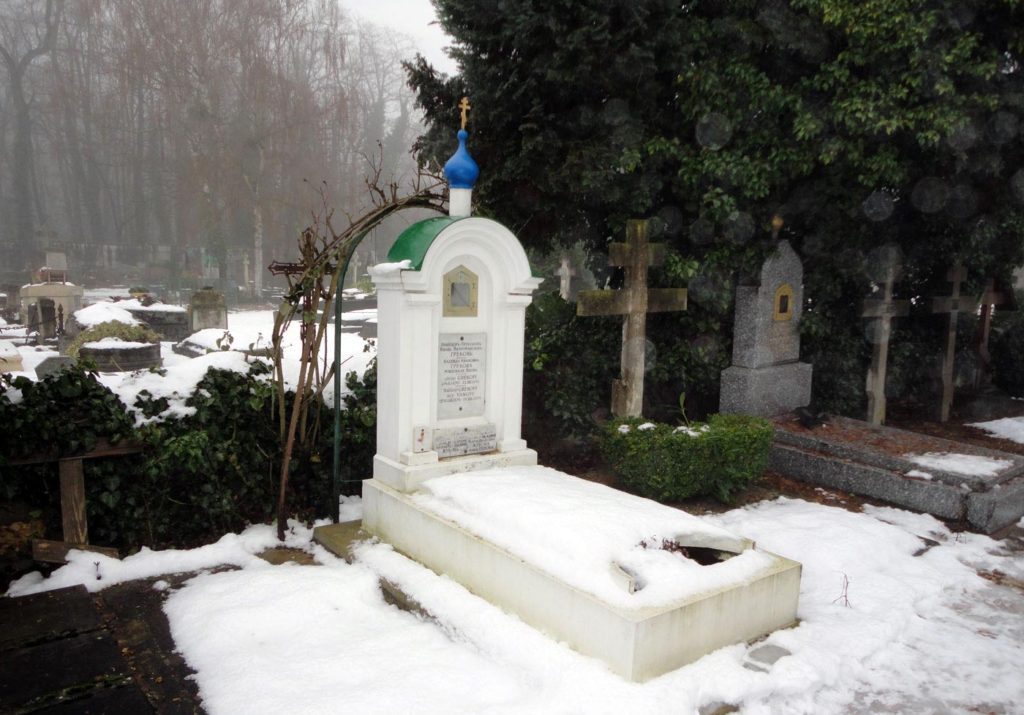 Русское кладбище Сент-Женевьев-де-Буа Жуков