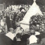 Русское кладбище Сент-Женевьев-де-Буа, освящение галлиполийского памятника