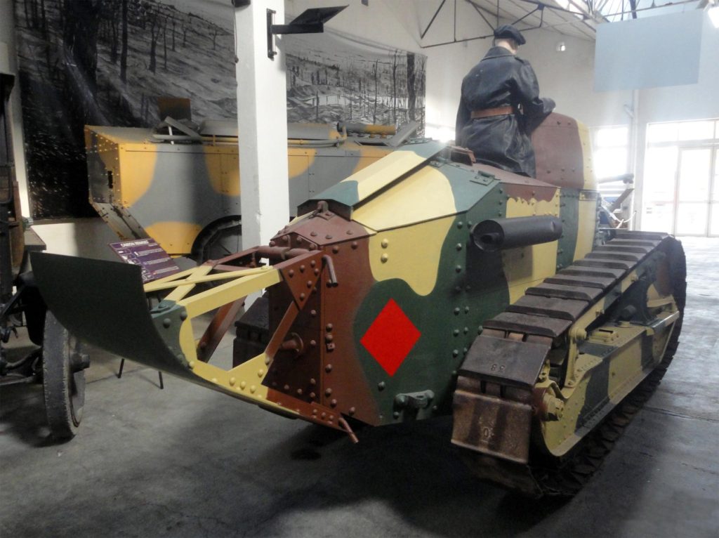 танк Renault FT-17, танковый музей Сомюр Франция