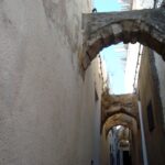 Тунис. Бизерта. Экскурсии, интересные места. Дома и арки